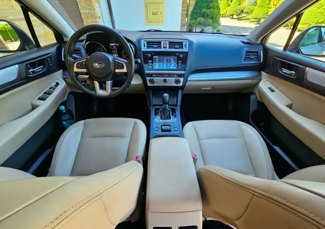 SUBARU Legacy 