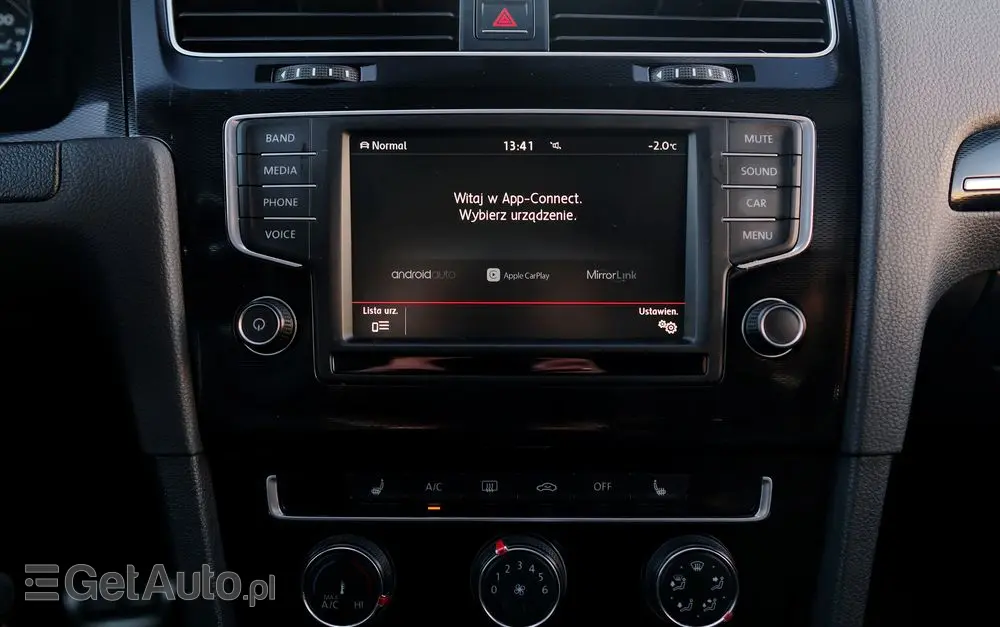 VOLKSWAGEN Golf GTI Performance BlueMotion Technology DSG