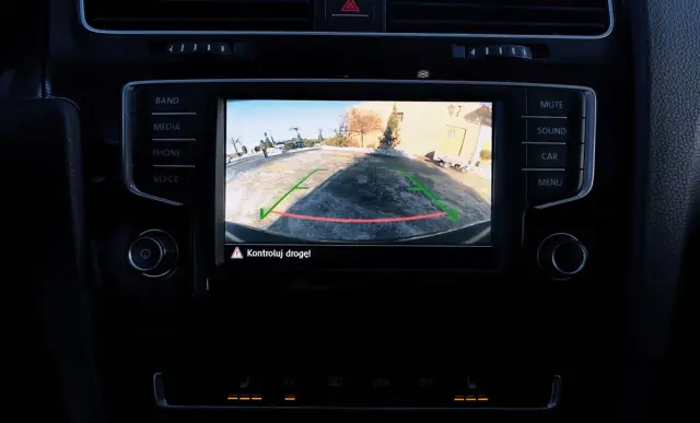 VOLKSWAGEN Golf GTI Performance BlueMotion Technology DSG