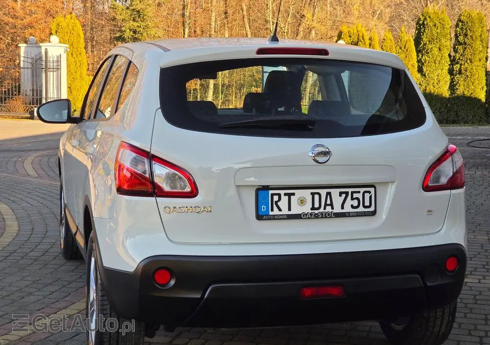 NISSAN Qashqai 1.6 I-Way