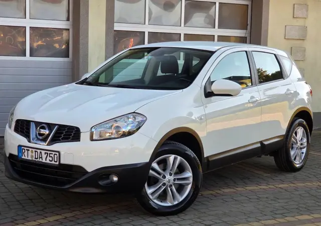 NISSAN Qashqai 1.6 I-Way