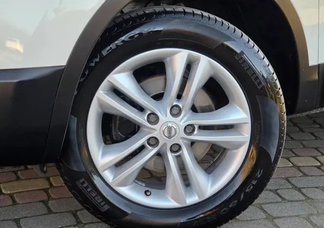 NISSAN Qashqai 1.6 I-Way