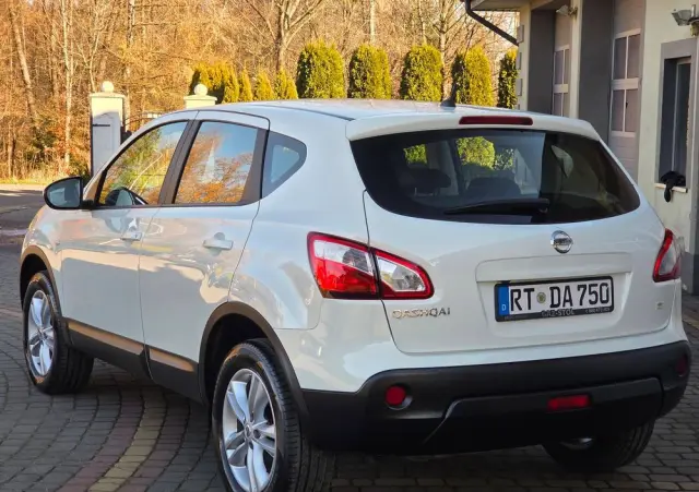 NISSAN Qashqai 1.6 I-Way