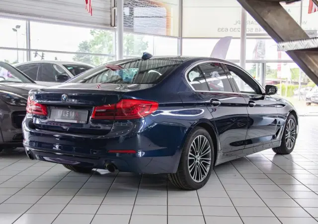 BMW Seria 5 530i xDrive