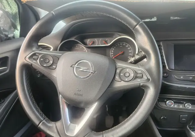 OPEL Crossland 1.2 Business Elegance