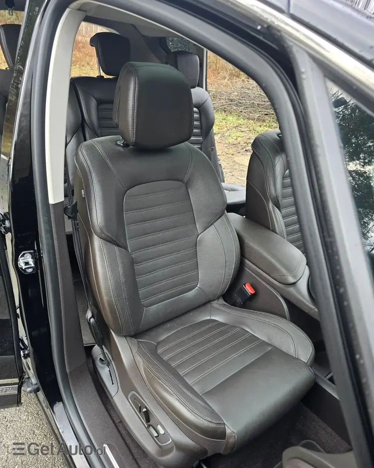 RENAULT Espace Energy dCi 160 EDC Initiale Paris