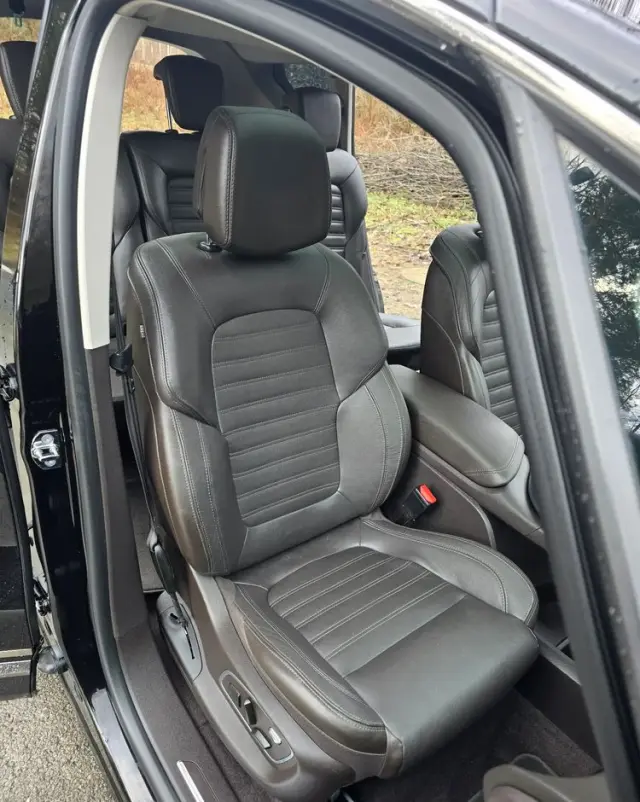 RENAULT Espace Energy dCi 160 EDC Initiale Paris