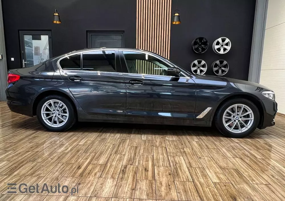 BMW Seria 5 520i