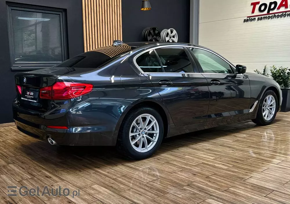 BMW Seria 5 520i