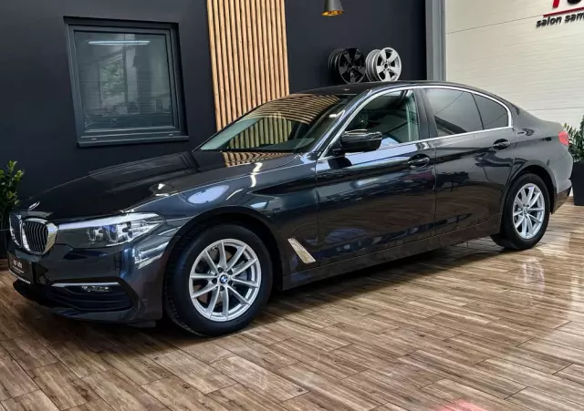 BMW Seria 5 520i