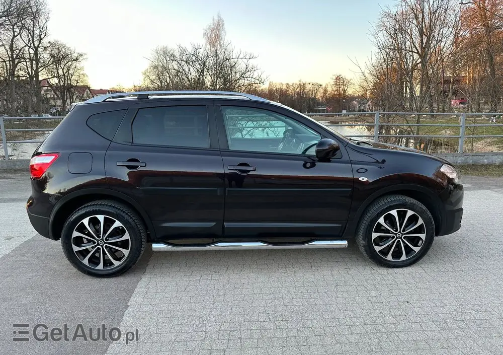 NISSAN Qashqai 2.0 acenta