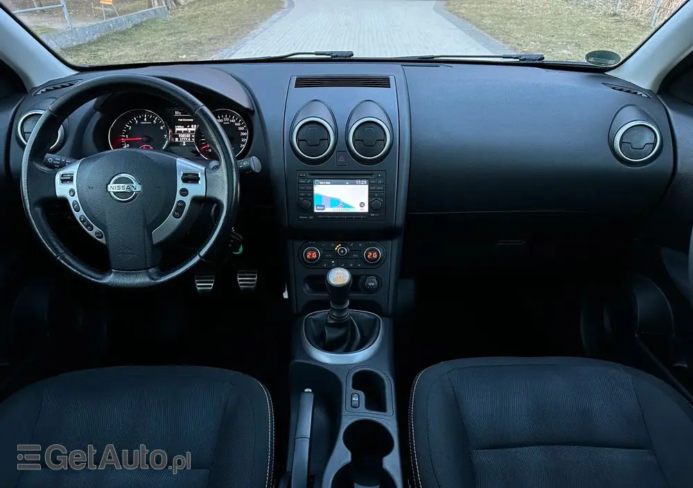 NISSAN Qashqai 2.0 acenta