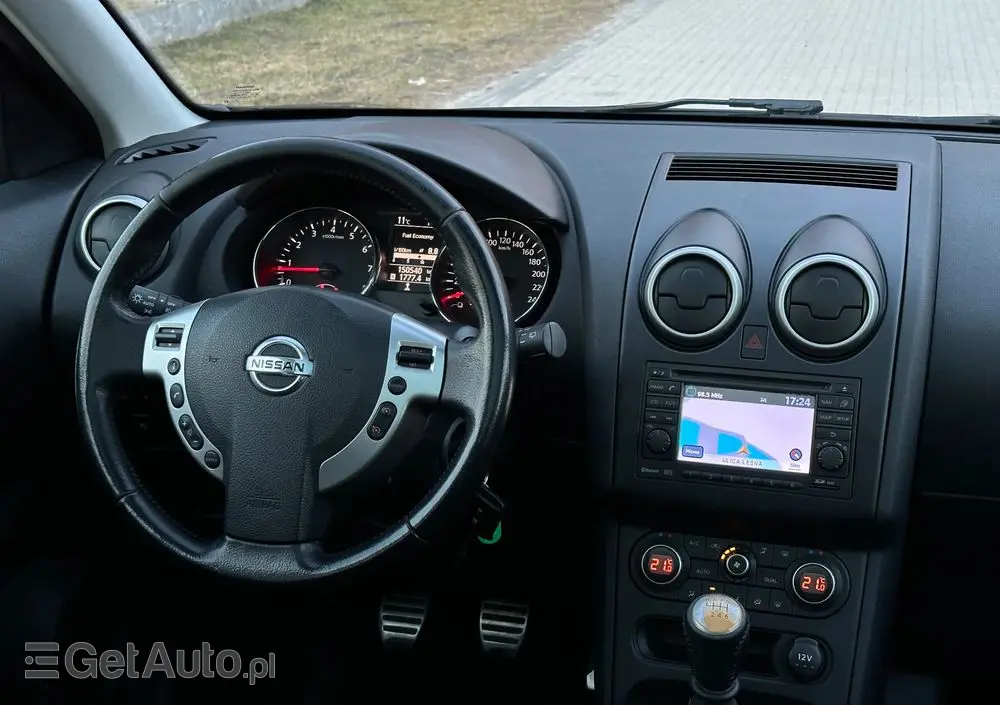 NISSAN Qashqai 2.0 acenta