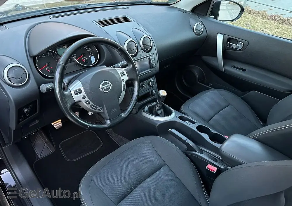 NISSAN Qashqai 2.0 acenta