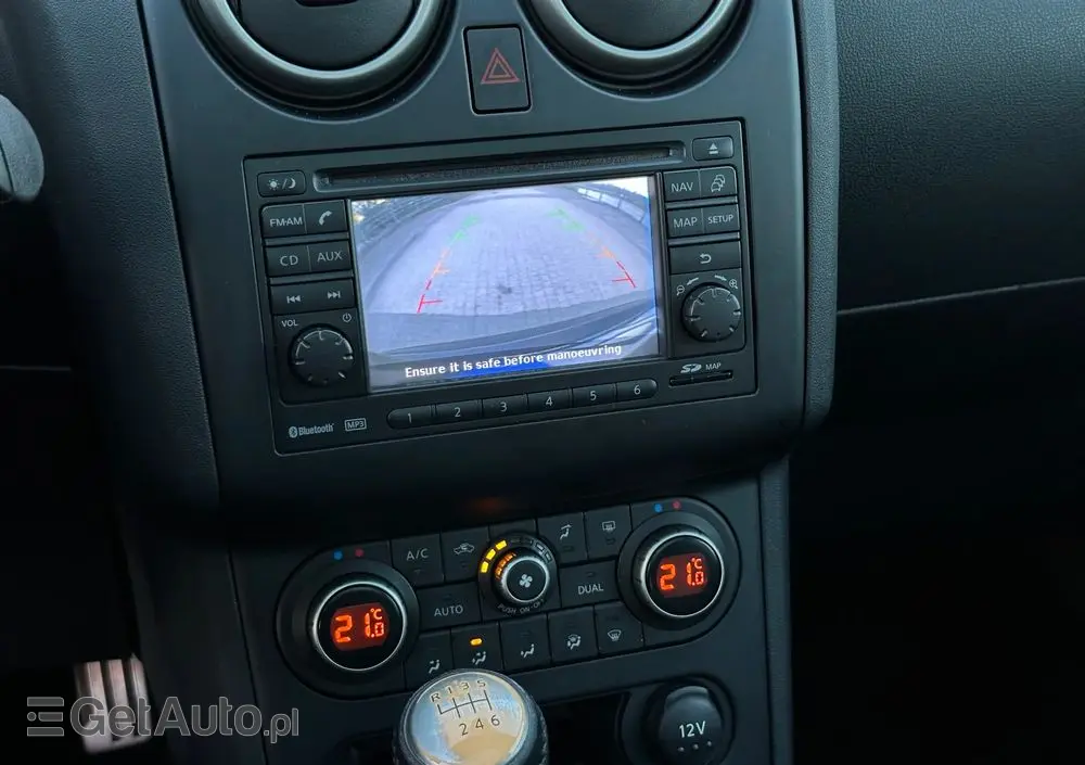 NISSAN Qashqai 2.0 acenta