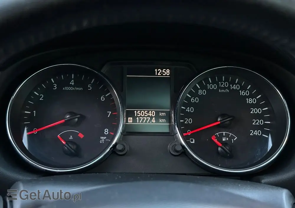 NISSAN Qashqai 2.0 acenta