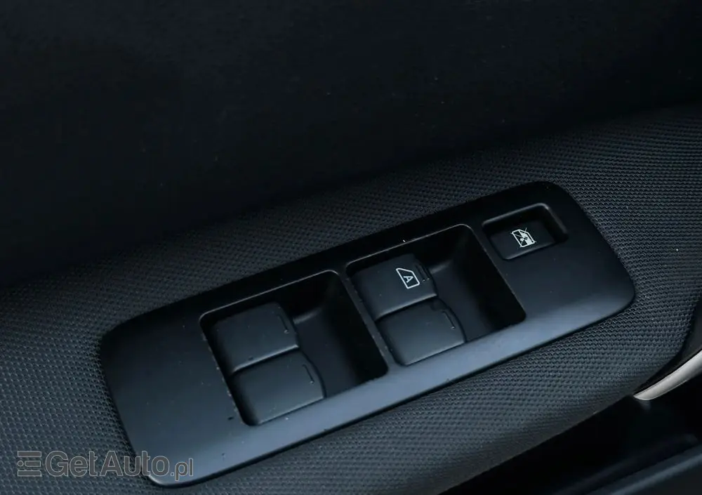 NISSAN Qashqai 2.0 acenta