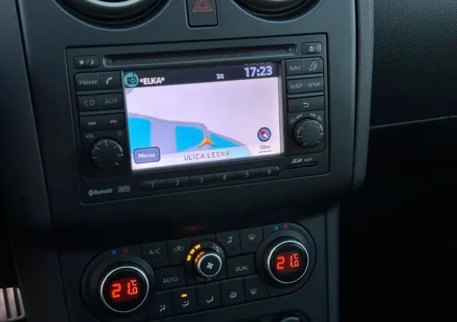 NISSAN Qashqai 2.0 acenta