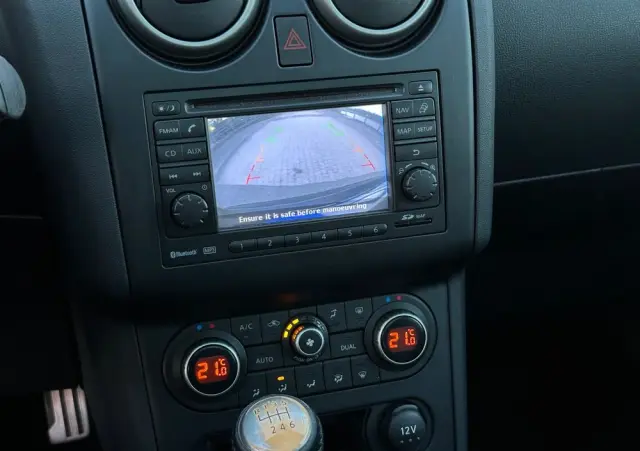 NISSAN Qashqai 2.0 acenta