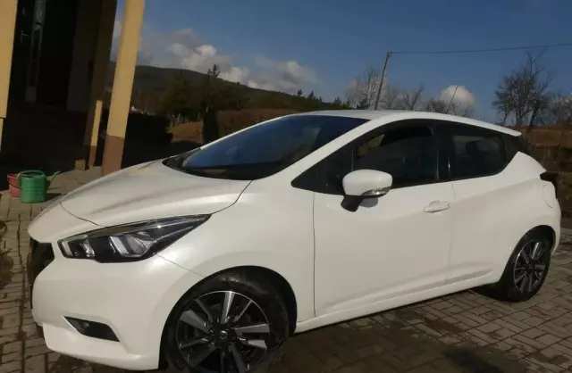 NISSAN Micra 