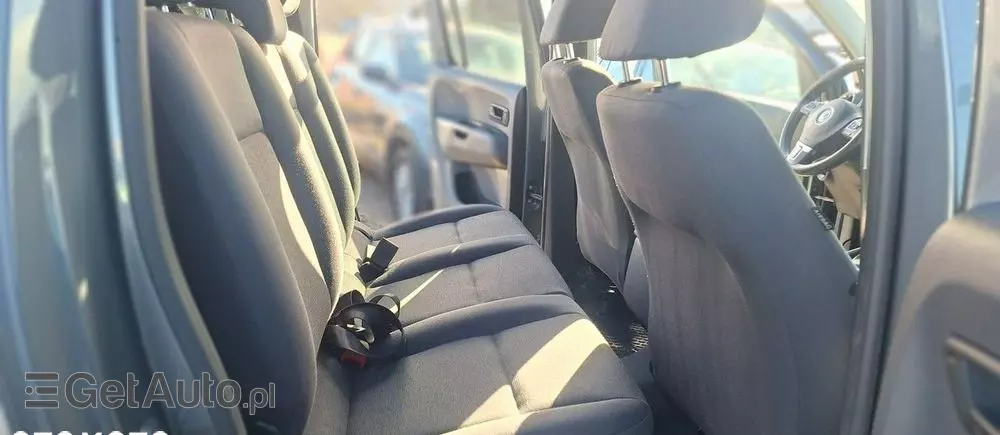VOLKSWAGEN Amarok 