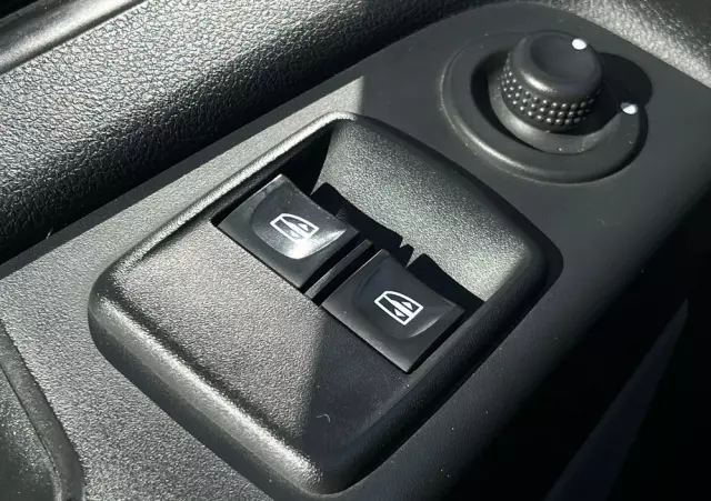 RENAULT Trafic L2 Długi 