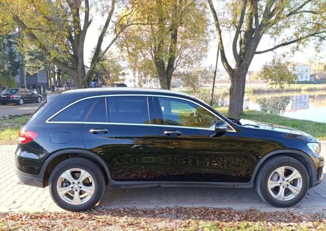 MERCEDES-BENZ GLC 
