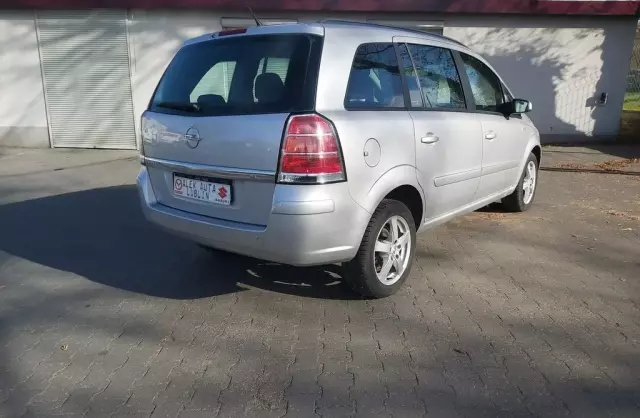 OPEL Zafira 