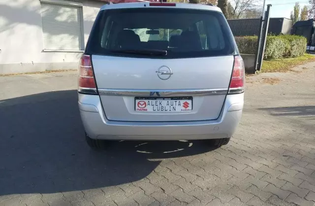 OPEL Zafira 