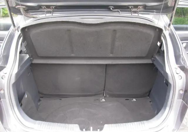 KIA Rio 1.2 Dream Team Edition