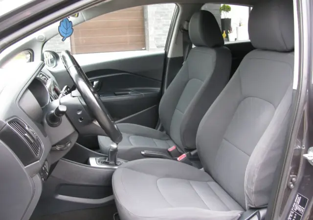 KIA Rio 1.2 Dream Team Edition