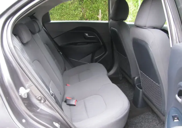 KIA Rio 1.2 Dream Team Edition