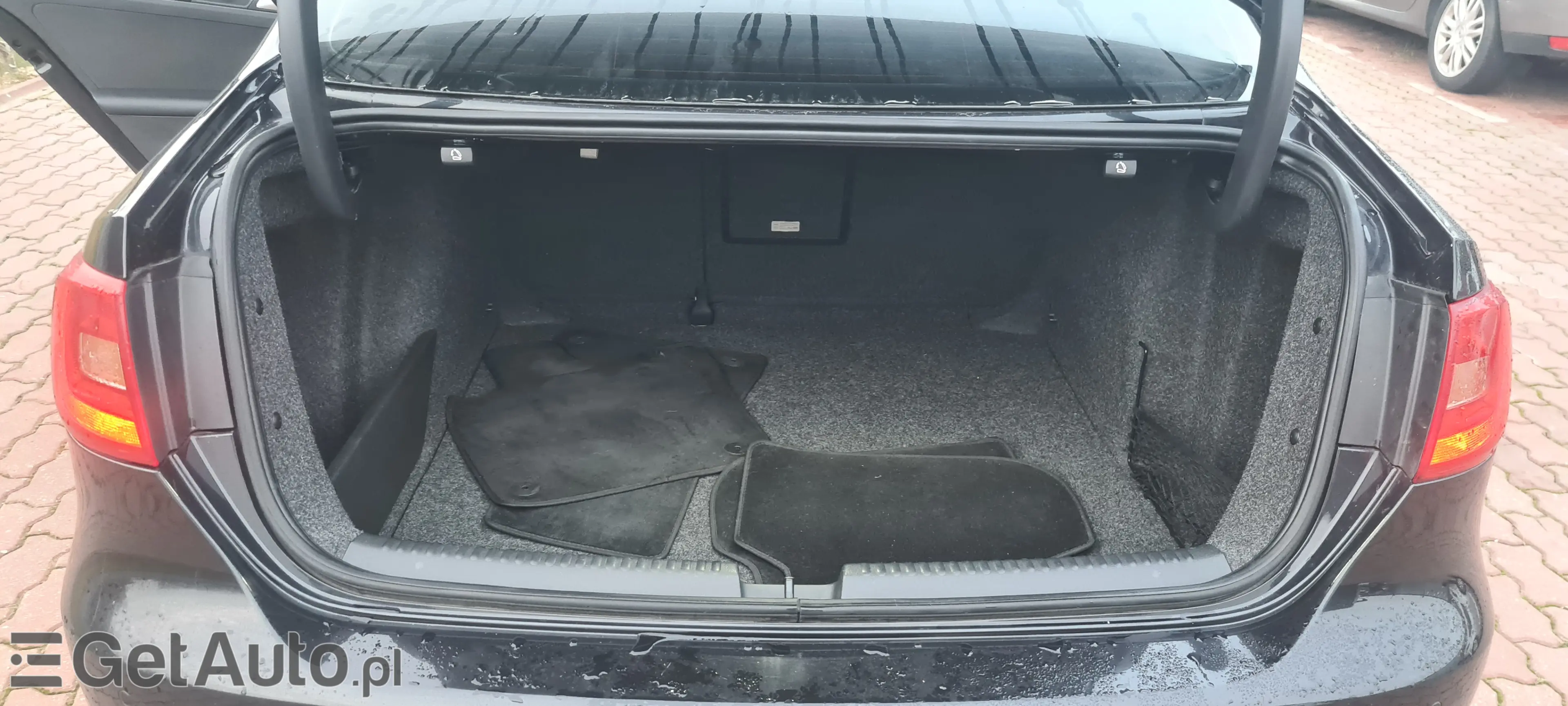 VOLKSWAGEN Jetta Comfortline