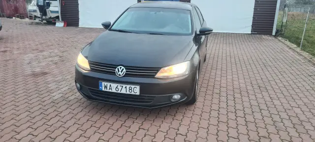 VOLKSWAGEN Jetta Comfortline