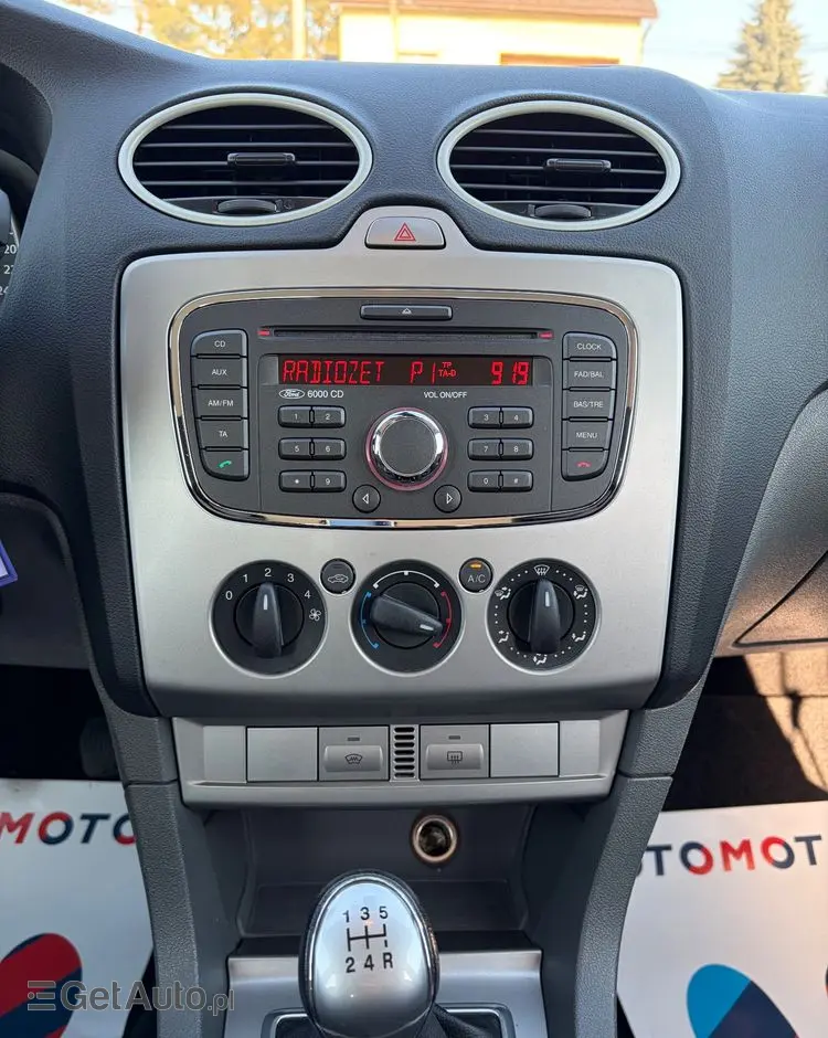 FORD Focus 1.6 16V Style+