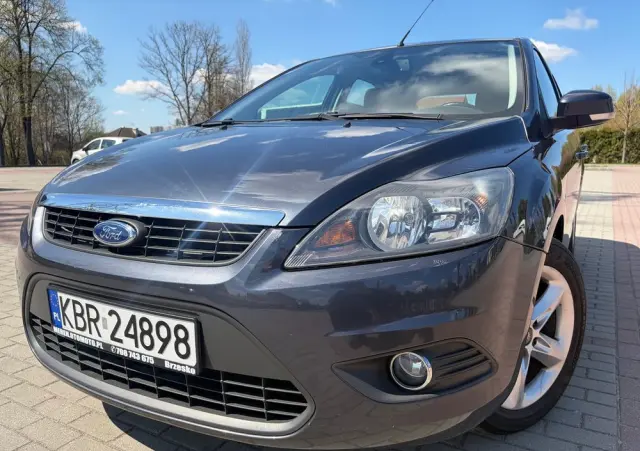 FORD Focus 1.6 16V Style+