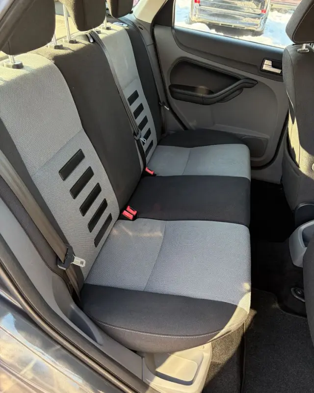 FORD Focus 1.6 16V Style+