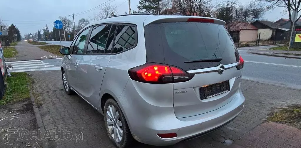OPEL Zafira 