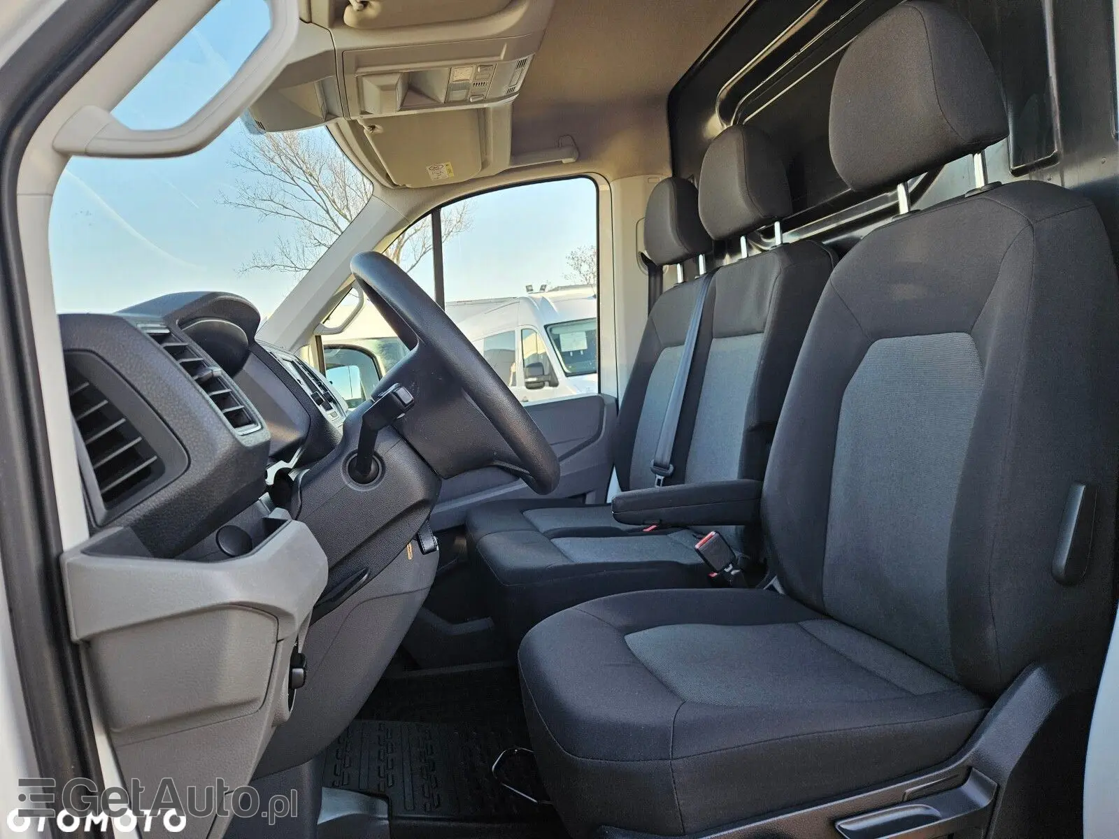 VOLKSWAGEN Crafter L