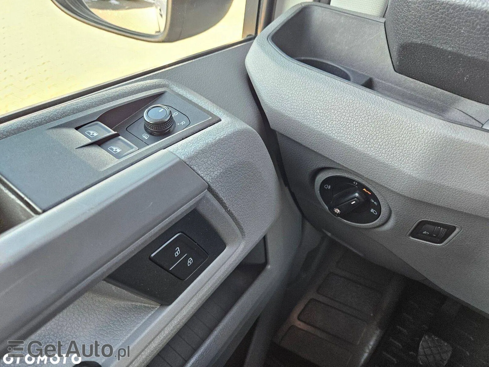 VOLKSWAGEN Crafter L