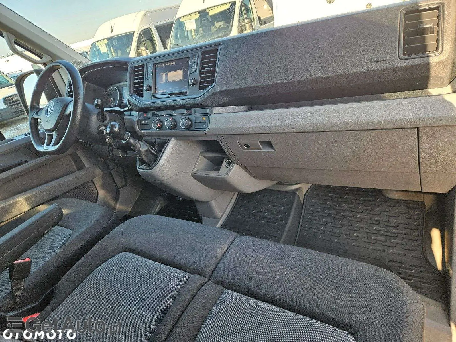 VOLKSWAGEN Crafter L