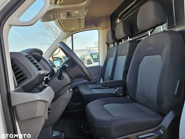 VOLKSWAGEN Crafter L