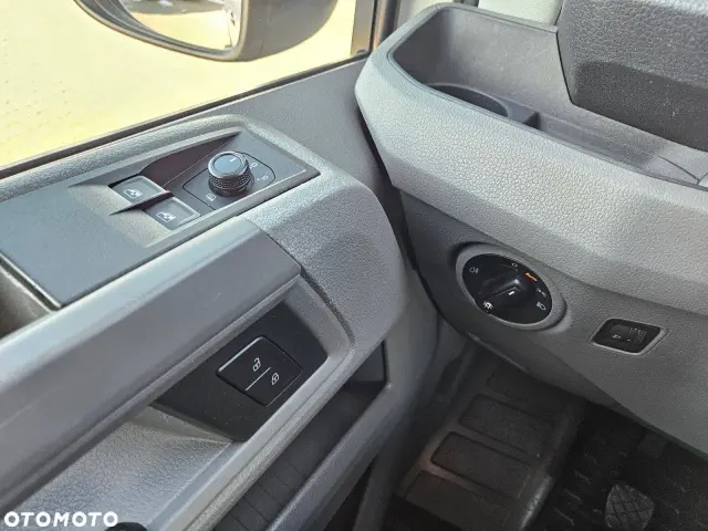 VOLKSWAGEN Crafter L