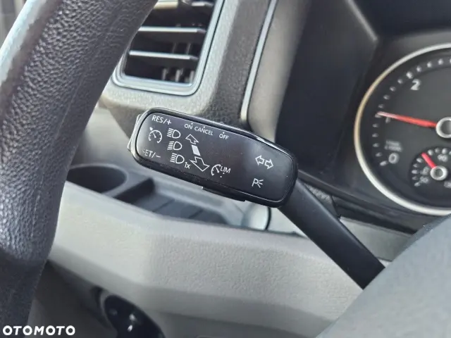 VOLKSWAGEN Crafter L