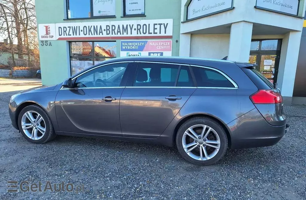 OPEL Insignia 