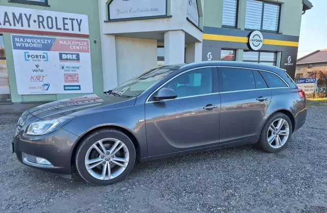 OPEL Insignia 