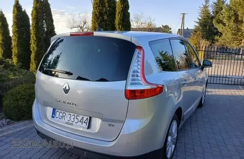 RENAULT Grand Scenic 