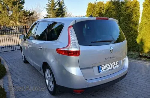 RENAULT Grand Scenic 