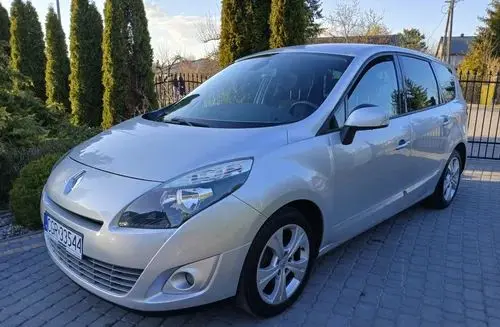 RENAULT Grand Scenic 