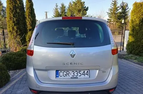 RENAULT Grand Scenic 